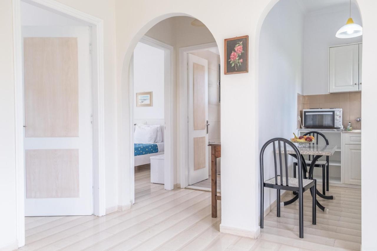 Dimitra Apartments G Gouviá Eksteriør bilde